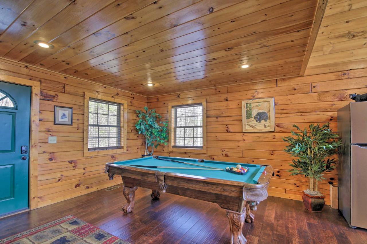 Gatlinburg Cabin With Pool Table And Hot Tub! Exterior foto