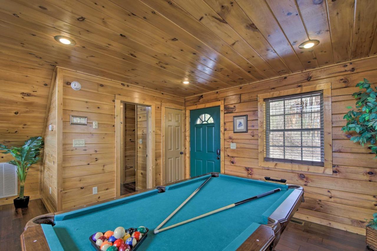Gatlinburg Cabin With Pool Table And Hot Tub! Exterior foto